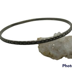 Thin sliced Aztec bracelet‎